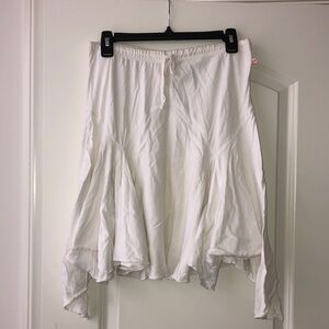 Women's White Handkerchief Hem Skirt